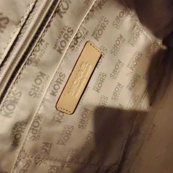 Michael Kors Handbag - Picture 3 of 6
